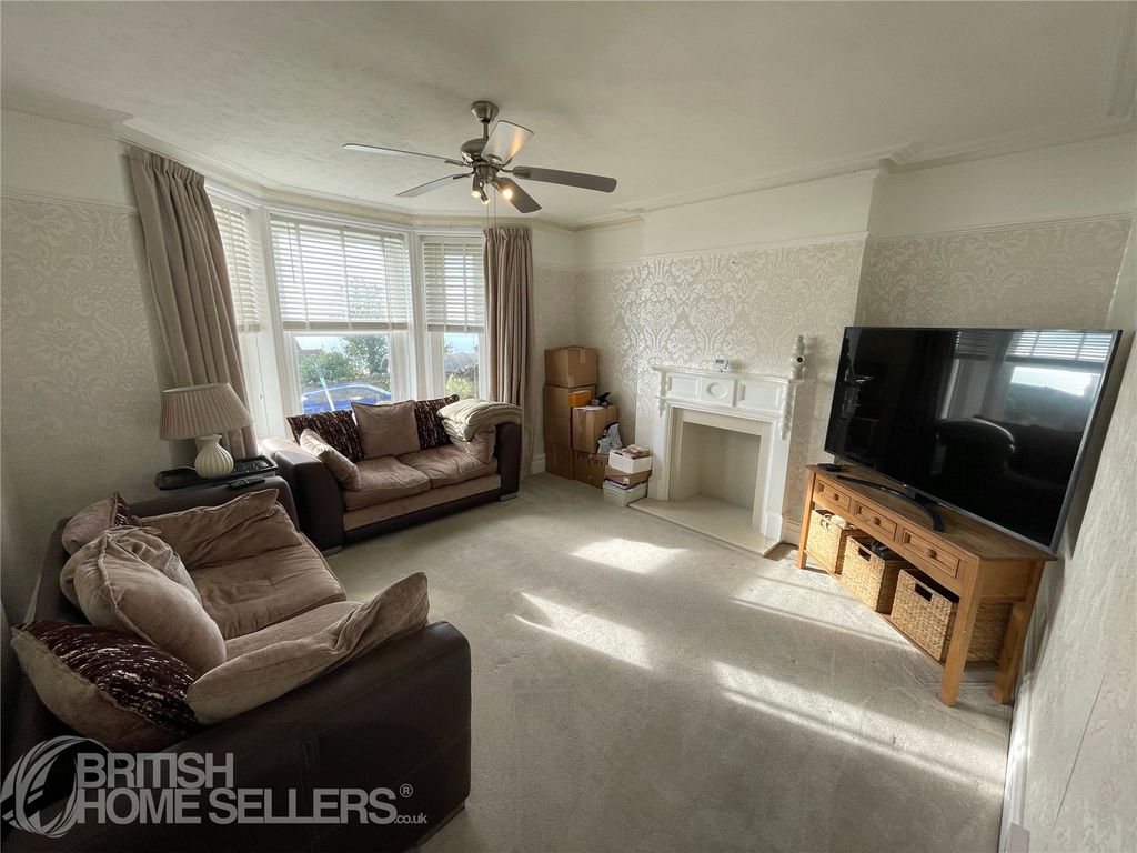 Property photo 3 of 18 Picture No. 26