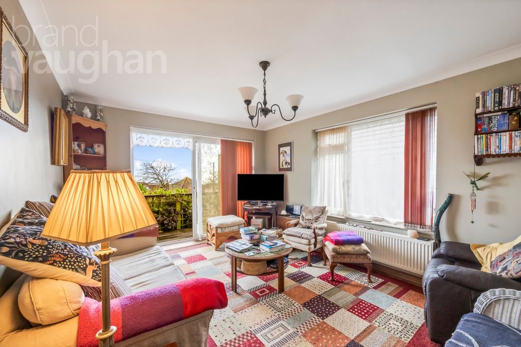 Property photo 3 of 19 Picture 3