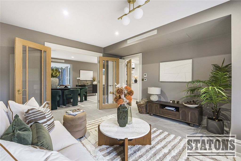 Property photo 1 of 37 Picture No. 27