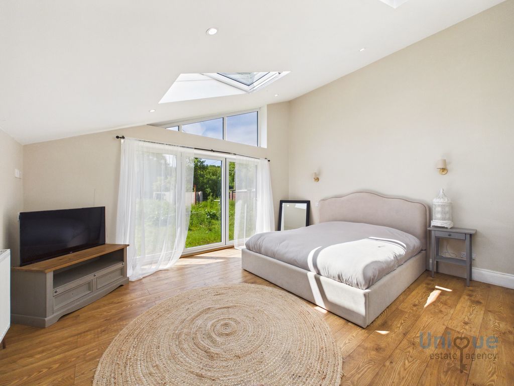 Additional image 7 of 4 bed flat for saleMoss House Lane, Westby PR4