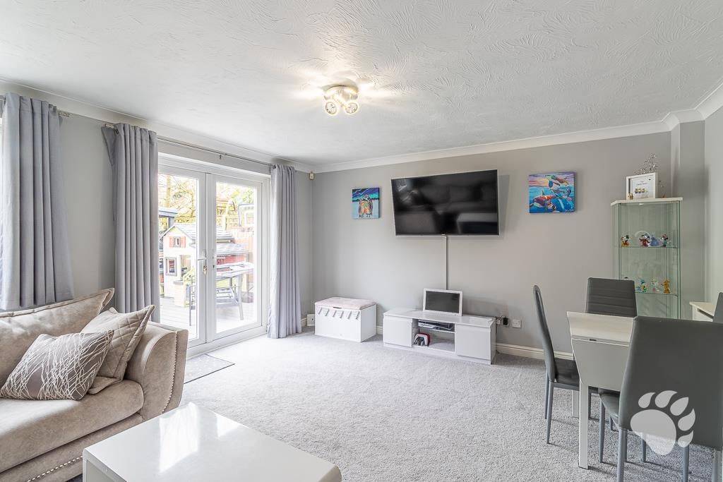 Property photo 2 of 28 Lounge/Diner