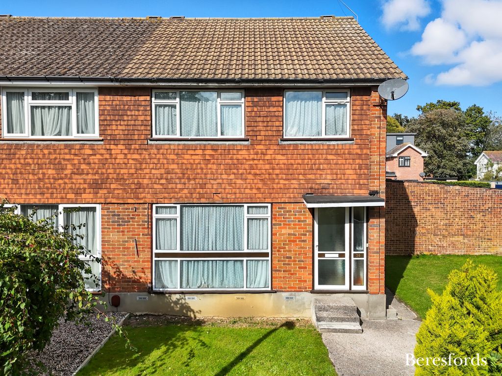 Property photo 1 of 17 Front