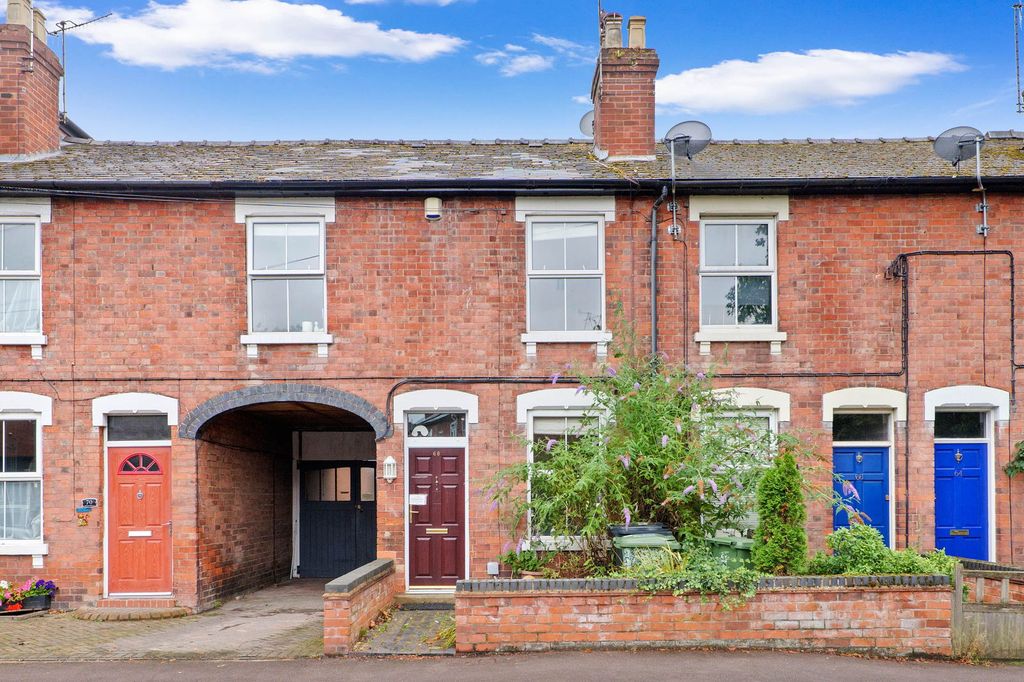 Property photo 1 of 11