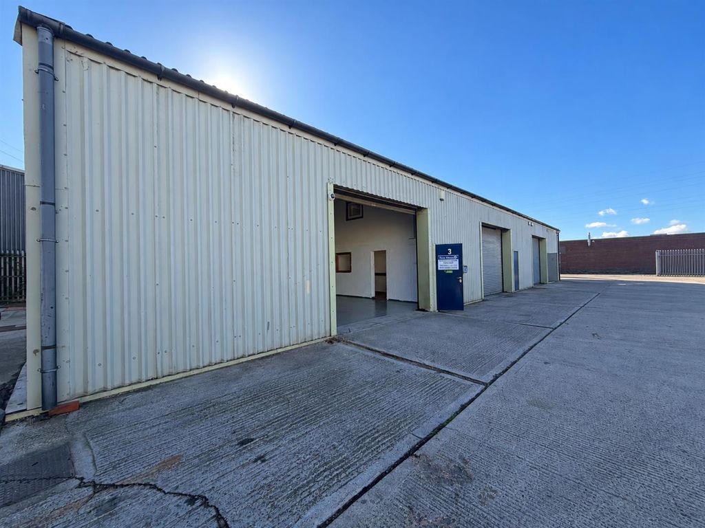 Property photo 1 of 4 8F479E88-Ec8c-4100-8E3E-5Fe58B177B1A.Png