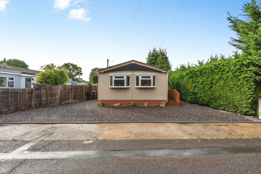 Property photo 1 of 17 Pbox-Img.Jpg
