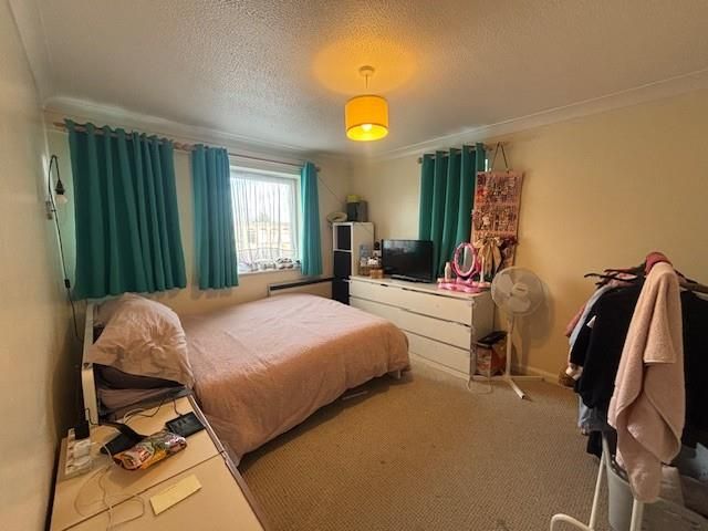 Property photo 3 of 5 4