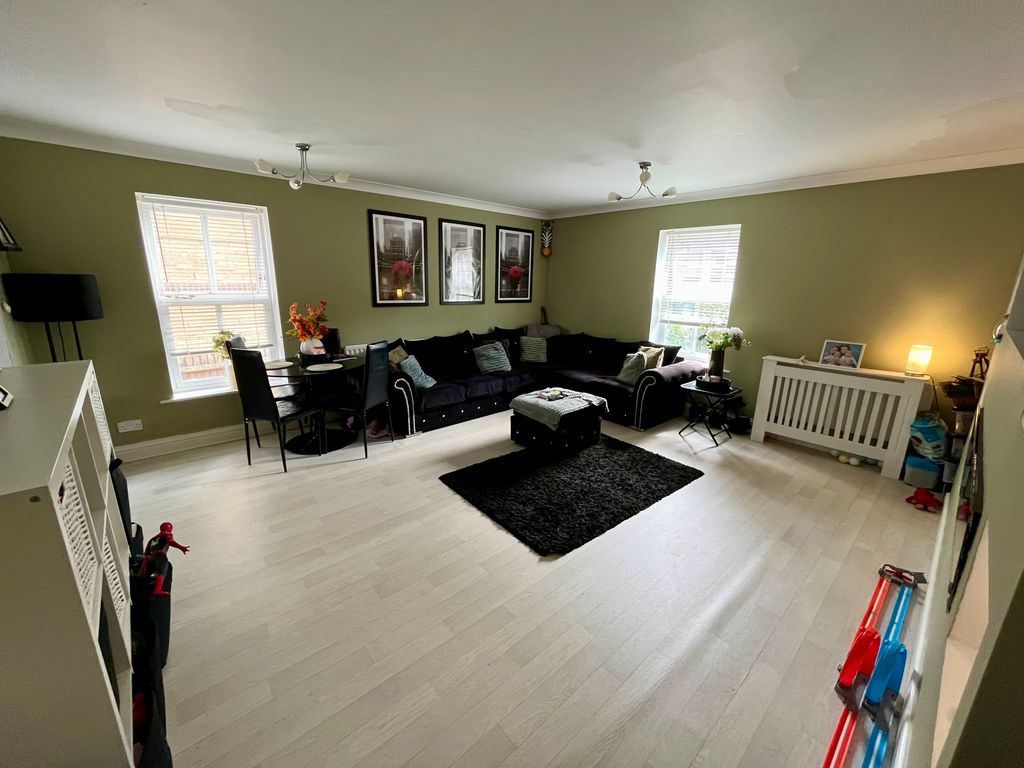 Property photo 2 of 13 Img_3299