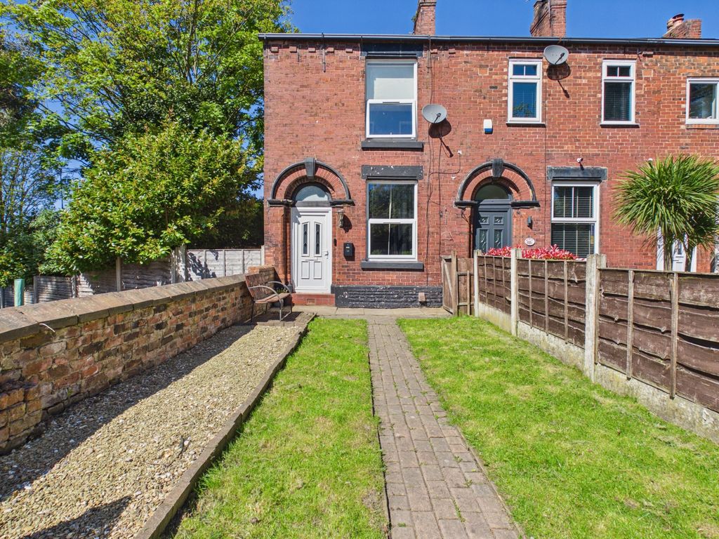 Property photo 1 of 16 Cam03729G0-Pr0296-Still004