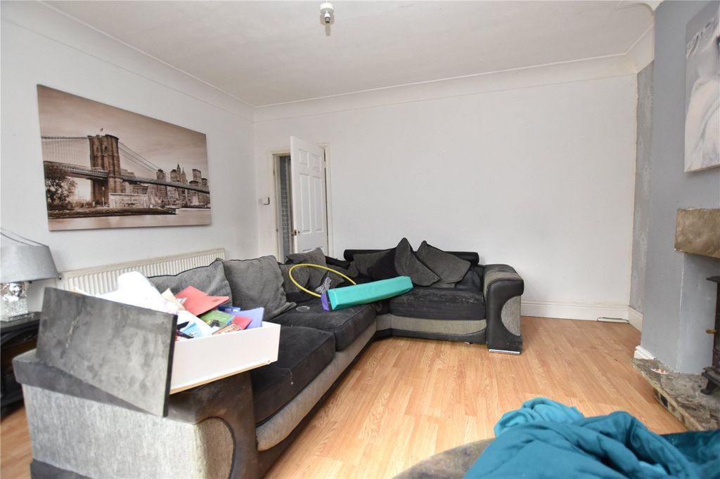 Property photo 3 of 14 Picture No. 20