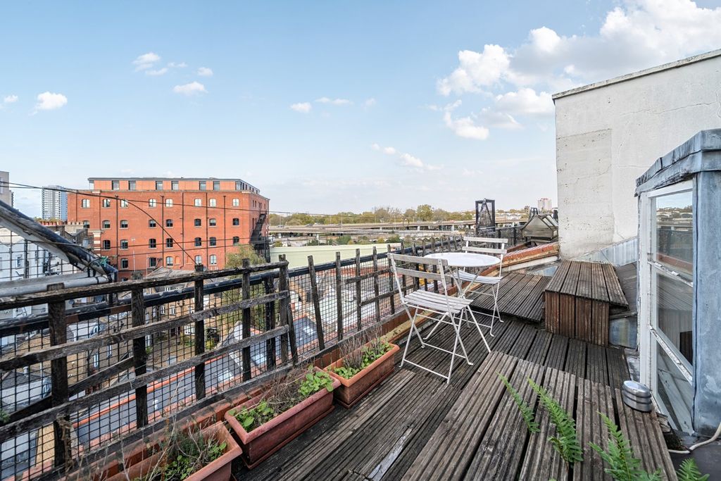 Property photo 2 of 11 Picture No. 04