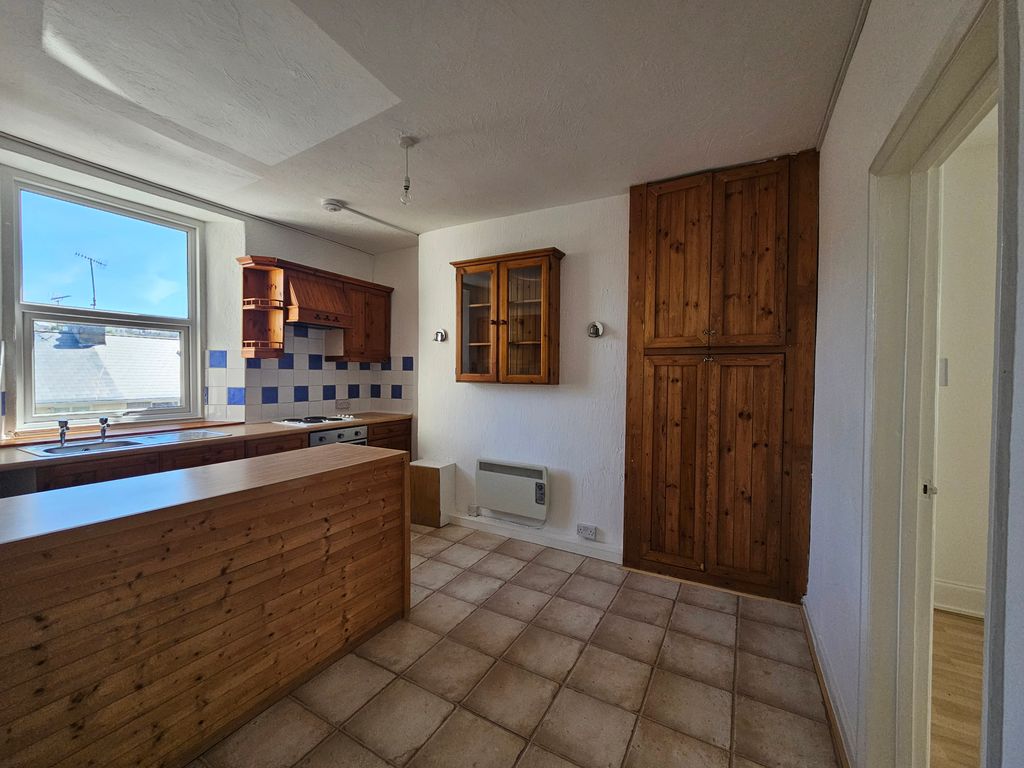 Property photo 3 of 4