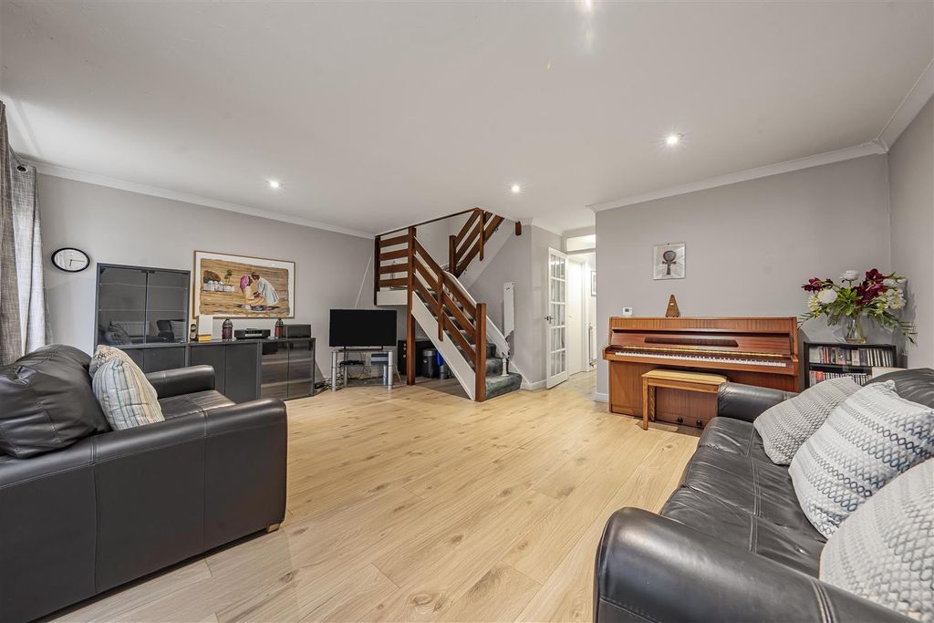 Property photo 2 of 15 Photo Jan 15 2026, 11 04 35 Am.Jpg