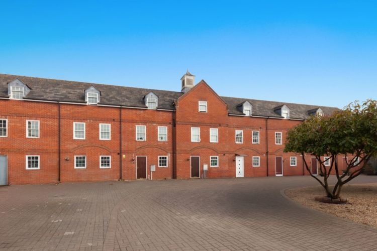 Property photo 1 of 11 275132-Std