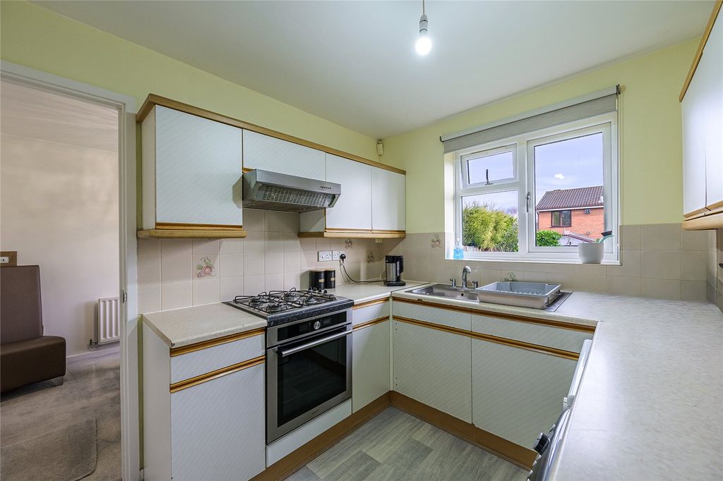 Property photo 2 of 22 Picture No. 48