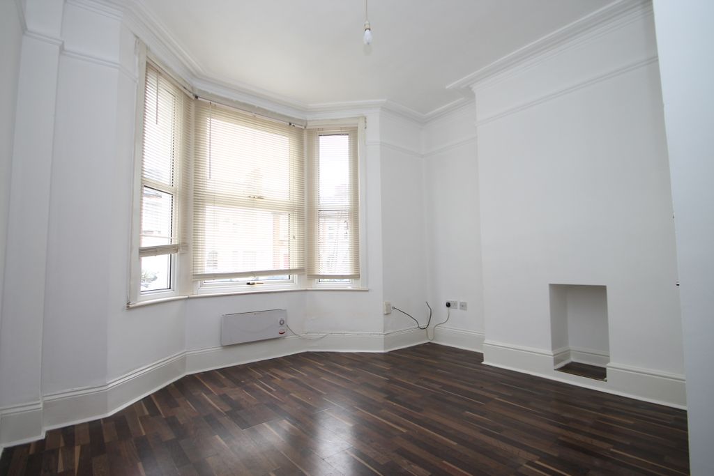 Property photo 2 of 10 A1