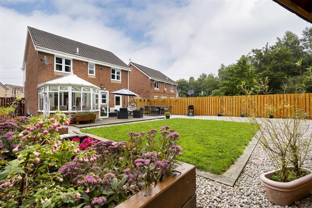 Property photo 2 of 31 38_Wellesley_Drive_Cumbernauld_004.Jpg