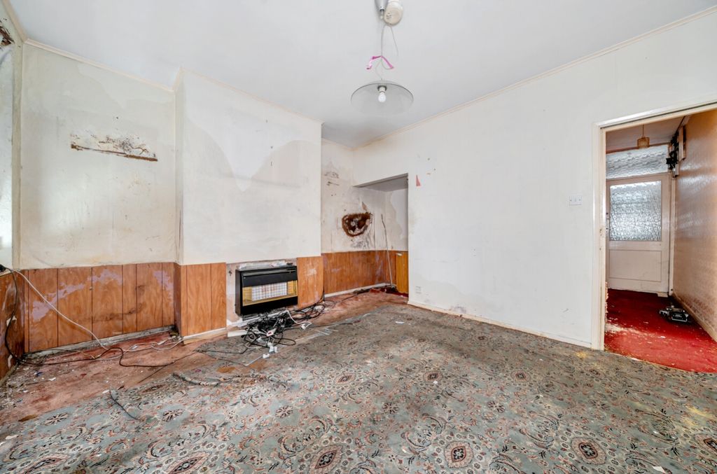 Property photo 2 of 11 1362540-6-68De6660B3A7A