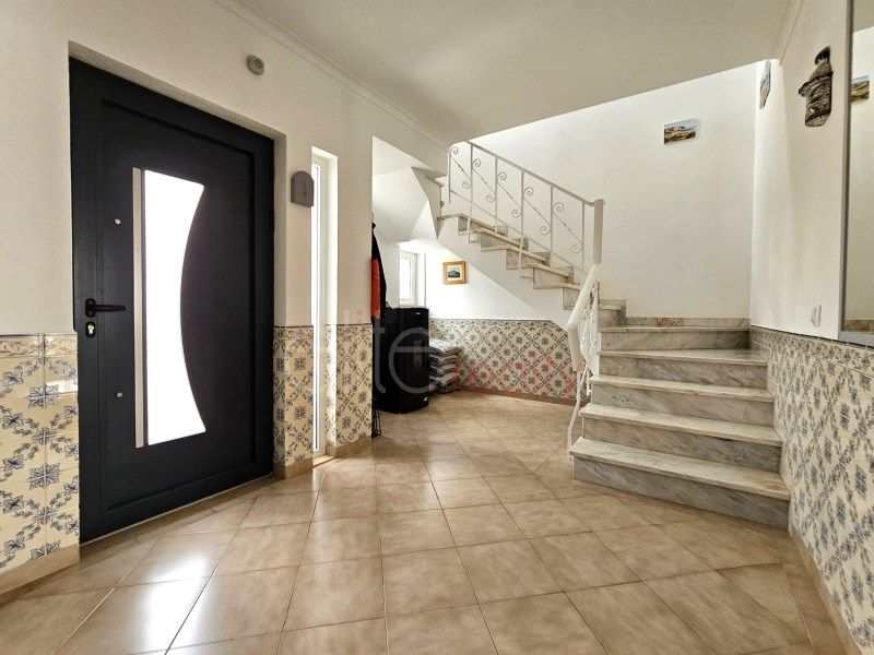 Property photo 3 of 29