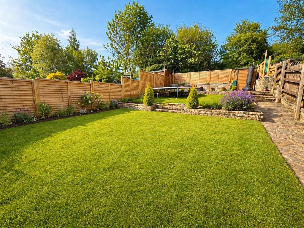 Property photo 2 of 16