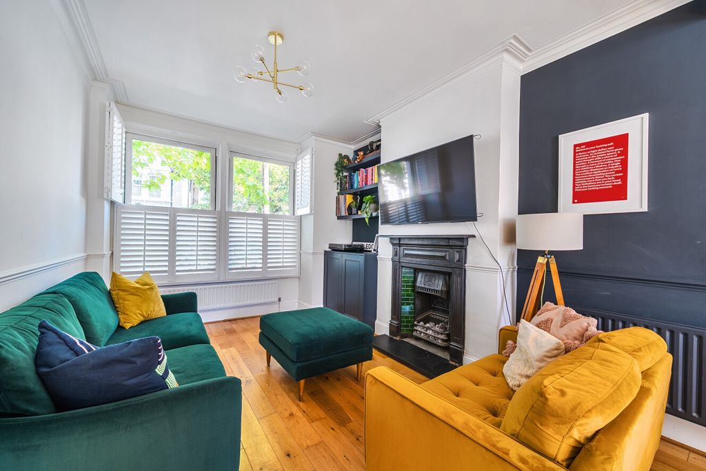 Property photo 1 of 22 1510617-11-6A870B...