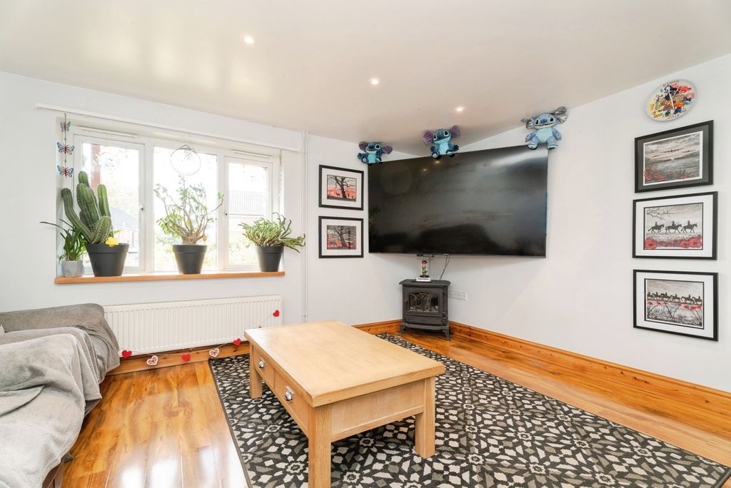 Additional image 5 of 4 bed semi-detached house for saleLancaster Avenue, Fakenham, Norfolk NR21