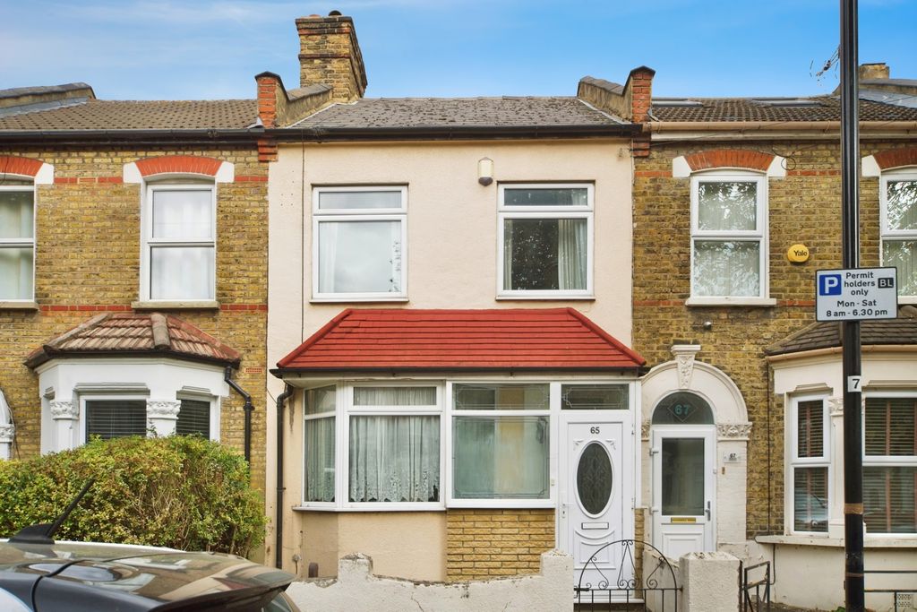 Property photo 1 of 17 Photo