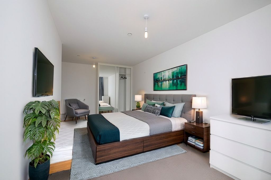 Property photo 3 of 12 3717454