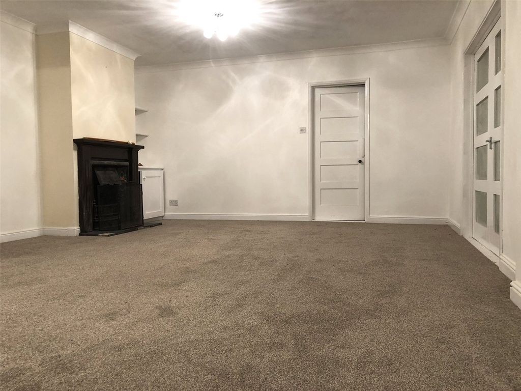 Property photo 2 of 8 Picture No. 02