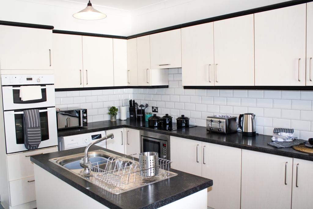Property photo 3 of 8 Hopwood5