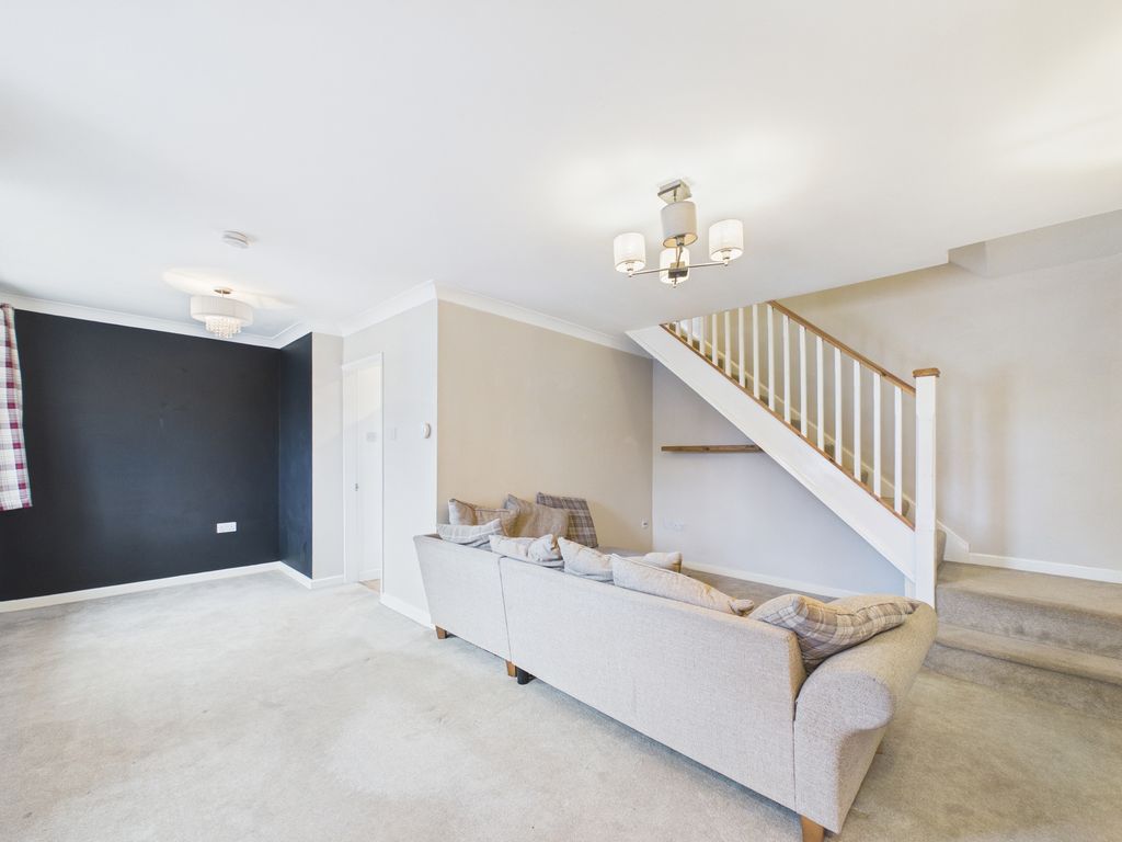 Property photo 3 of 17 Cam02089G0-Pr0658-Still001