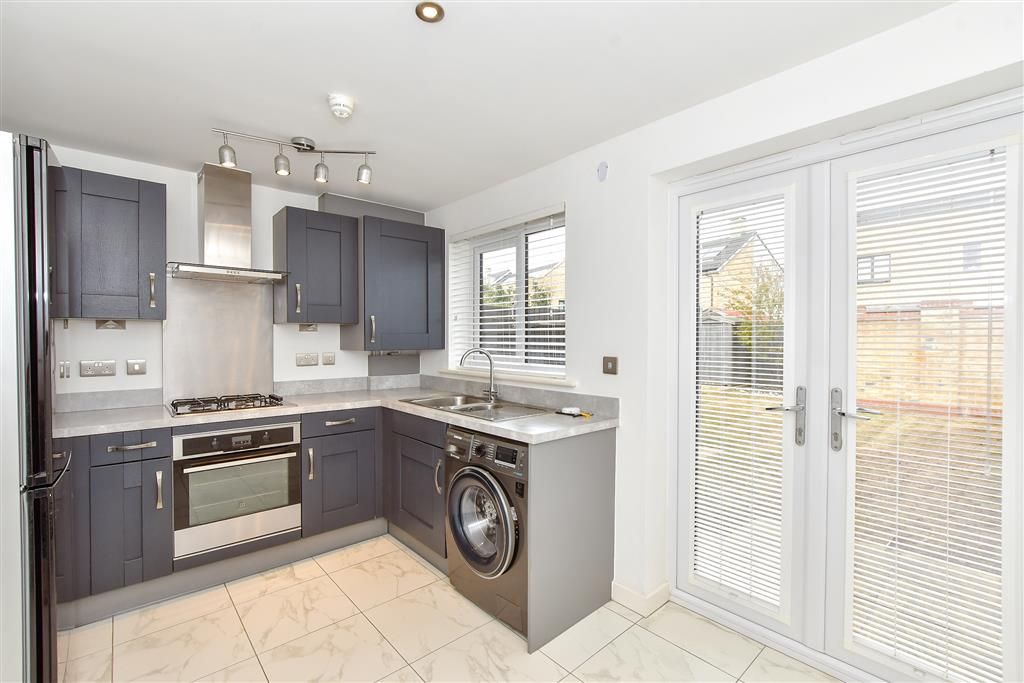 Property photo 3 of 12 Kitchen/Diner