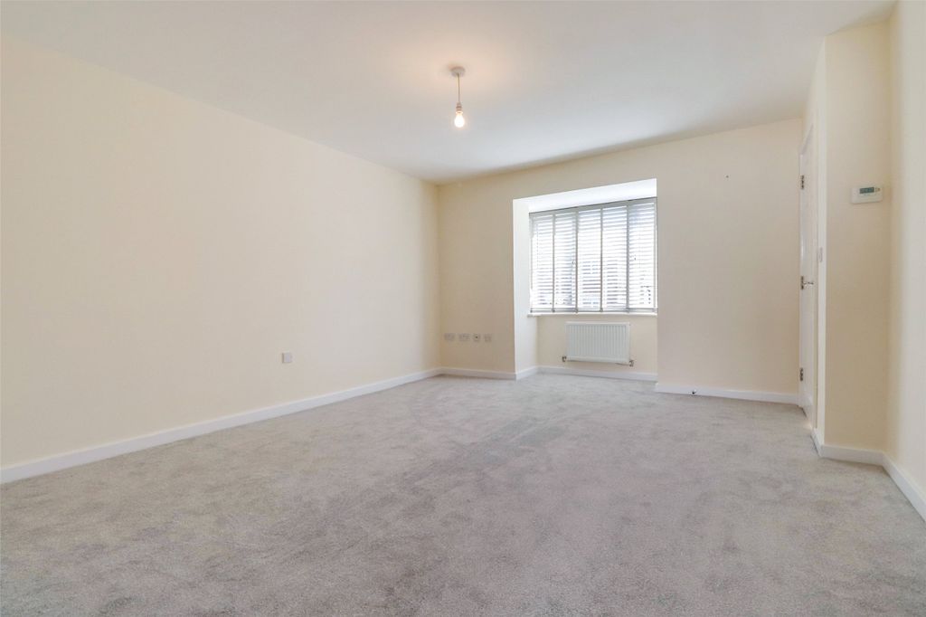 Property photo 3 of 15 Picture No. 07