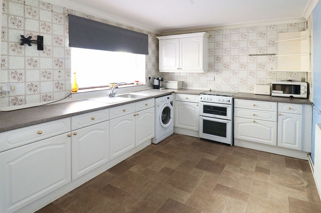 Property photo 3 of 25 Picture No. 24