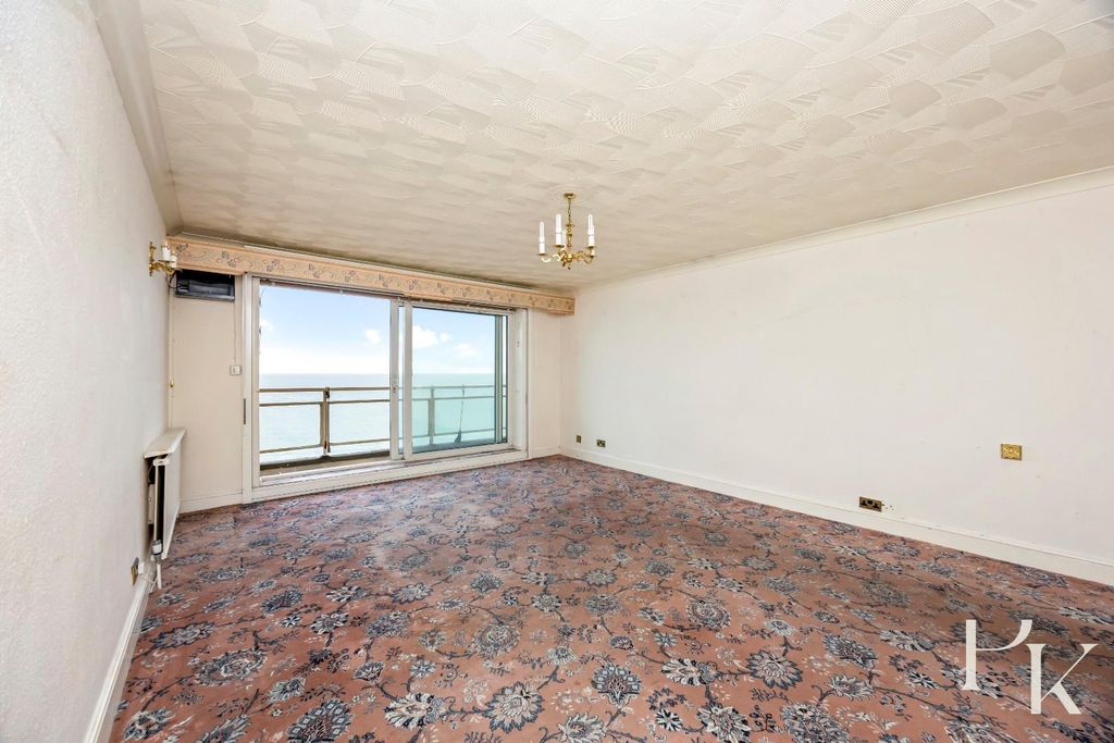 Property photo 3 of 29
