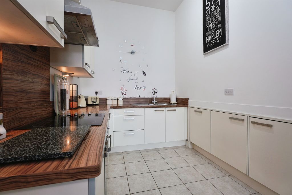 Additional image 4 of 2 bed flat for saleDewsbury Road, Elland HX5