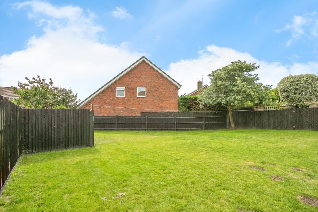 Property photo 2 of 27 Photo