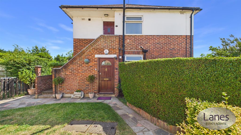 Property photo 1 of 10 Cam04248G0-Pr0156-Still009.Jpg