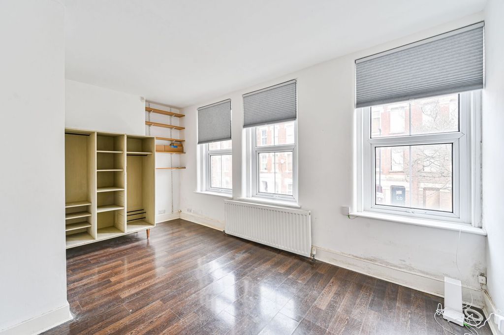 Property photo 3 of 7