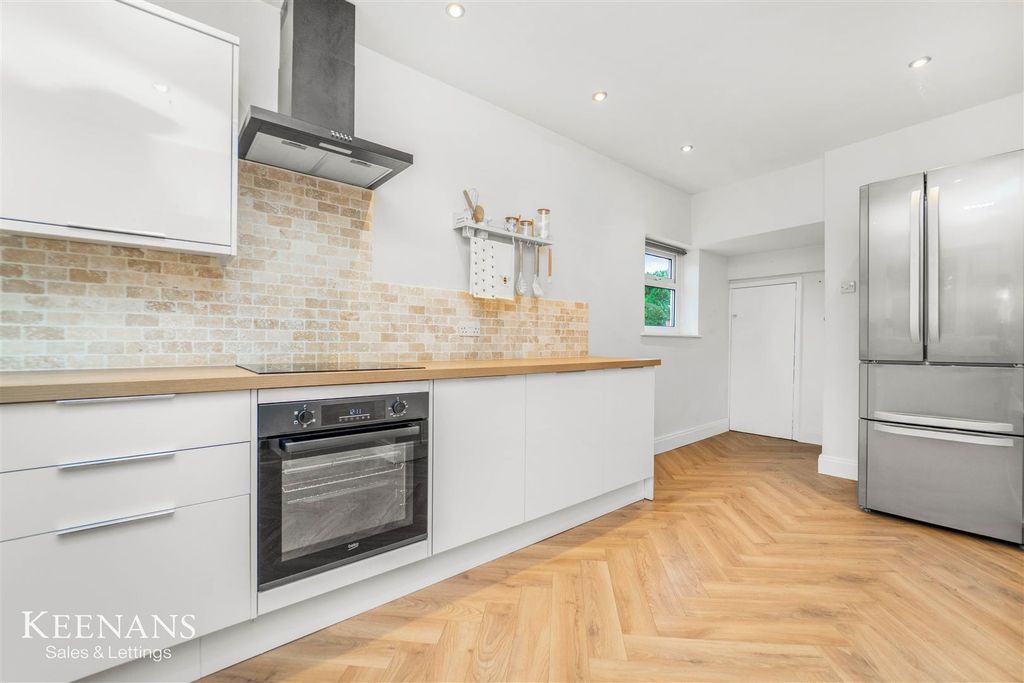 Property photo 3 of 37 3.Jpg