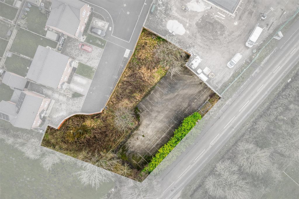 Property photo 1 of 16