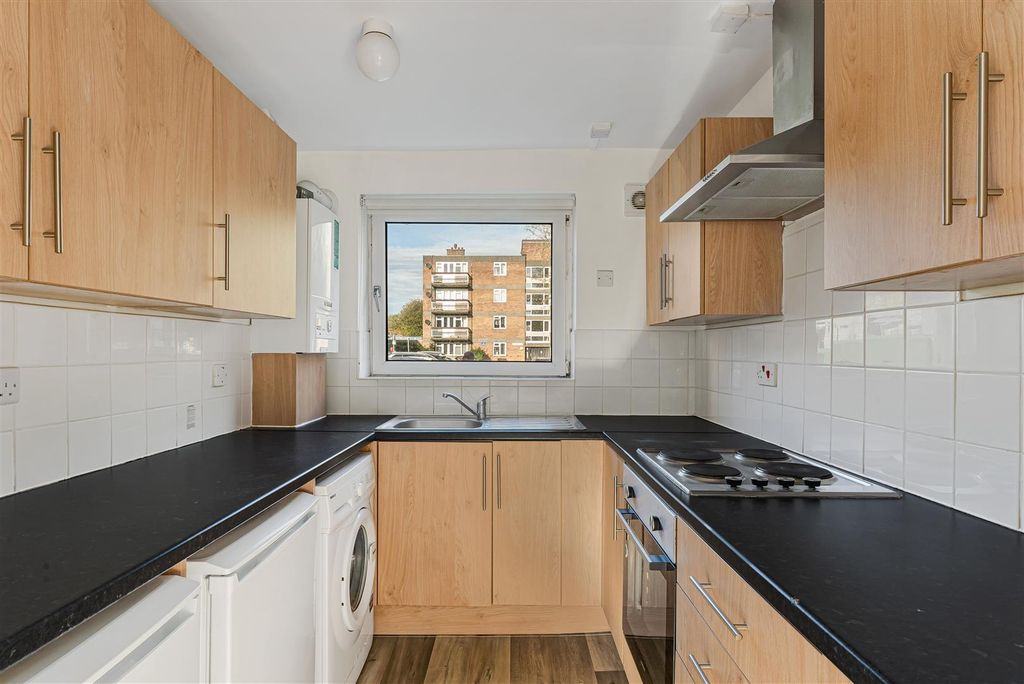 Property photo 2 of 12 2