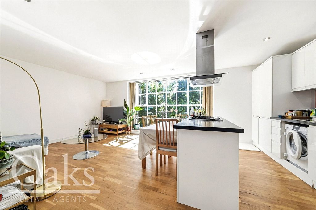 Property photo 1 of 10 Picture No. 02