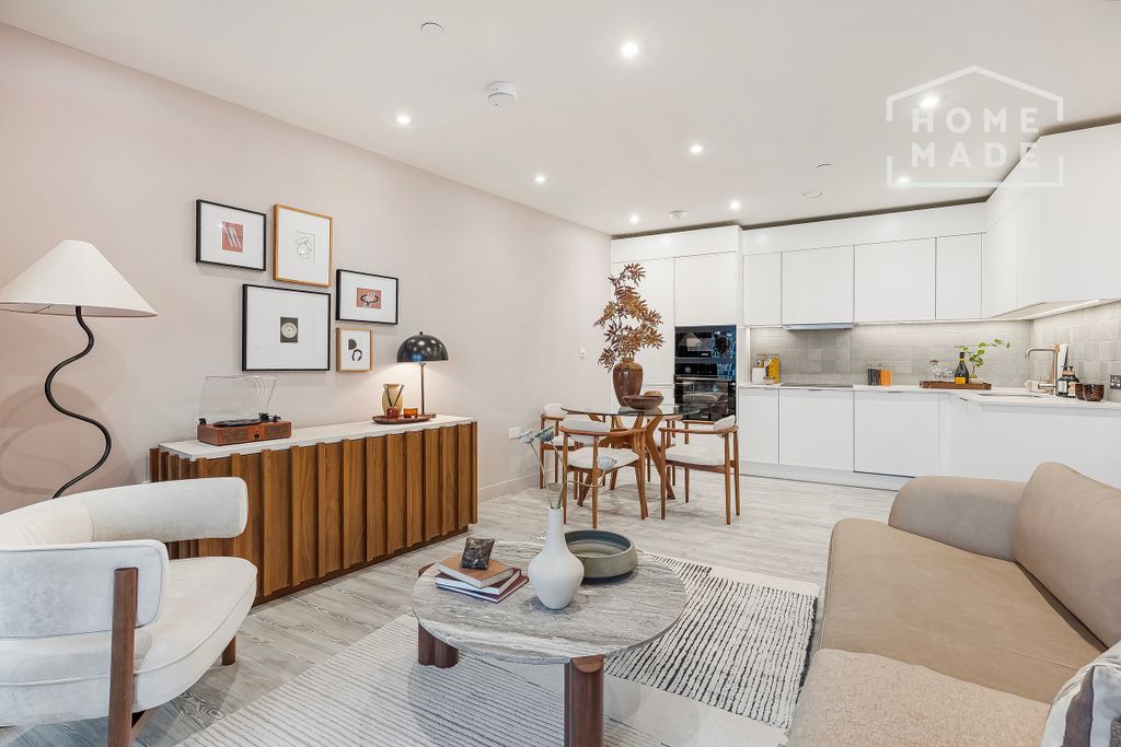 Property photo 3 of 19 d55Fe95E27B10Af74B802913Cf15