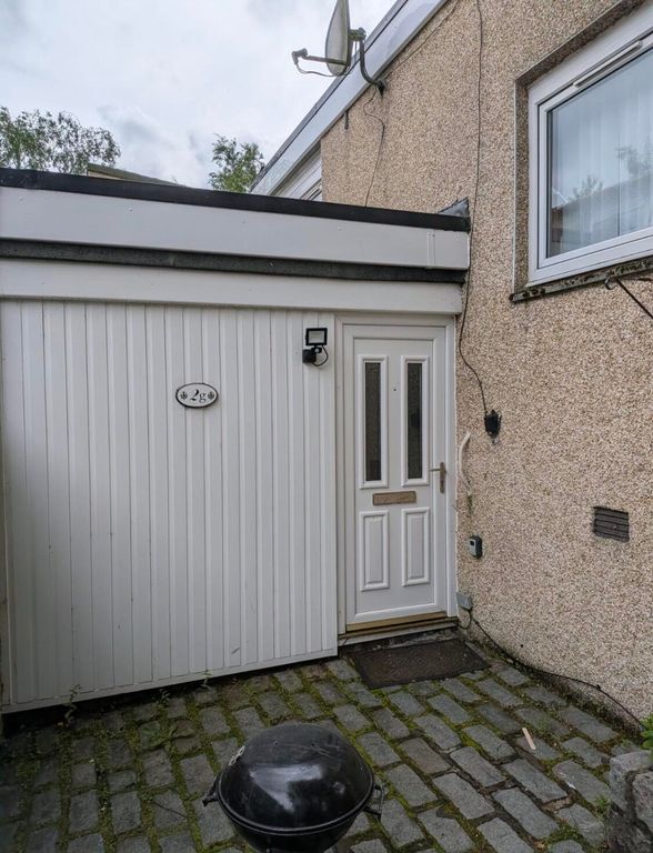 Property photo 1 of 9