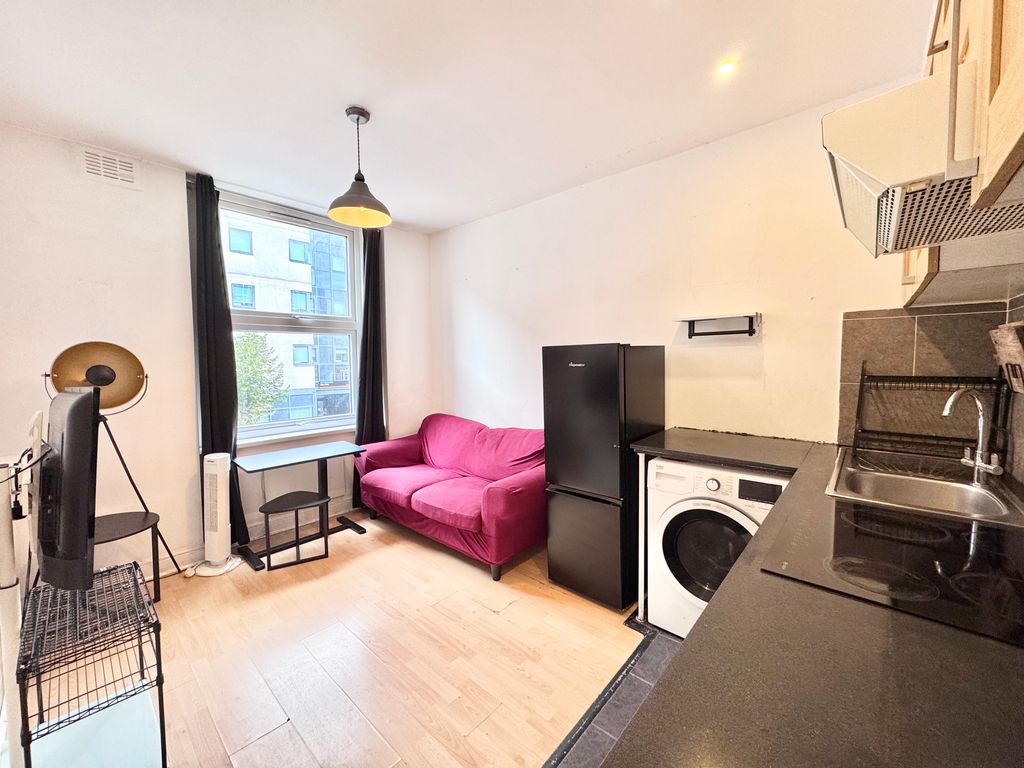 Property photo 1 of 6