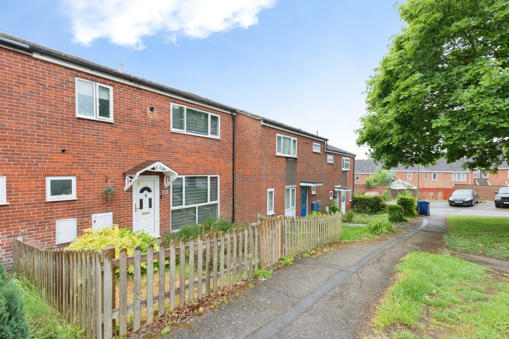 Property photo 1 of 11