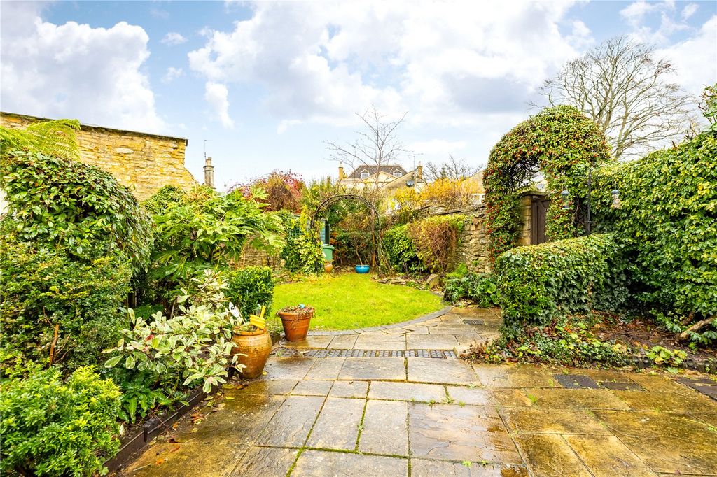 Property photo 3 of 15 Picture No. 28