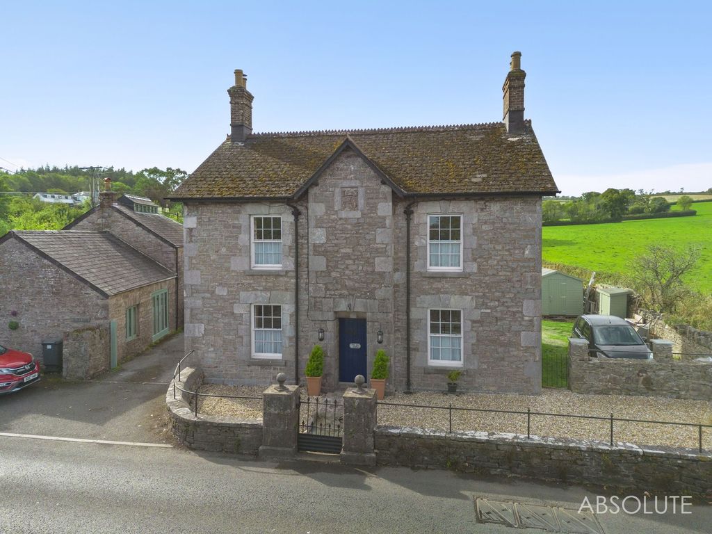 Property photo 1 of 34