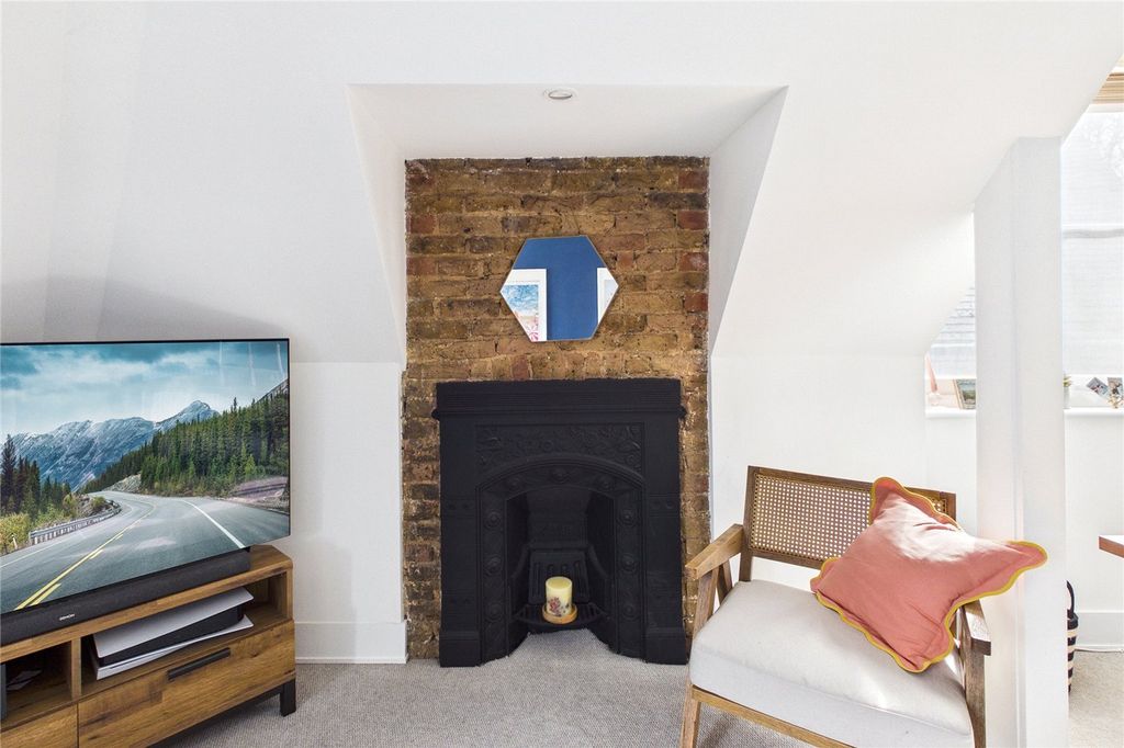 Property photo 3 of 16 Picture No. 05