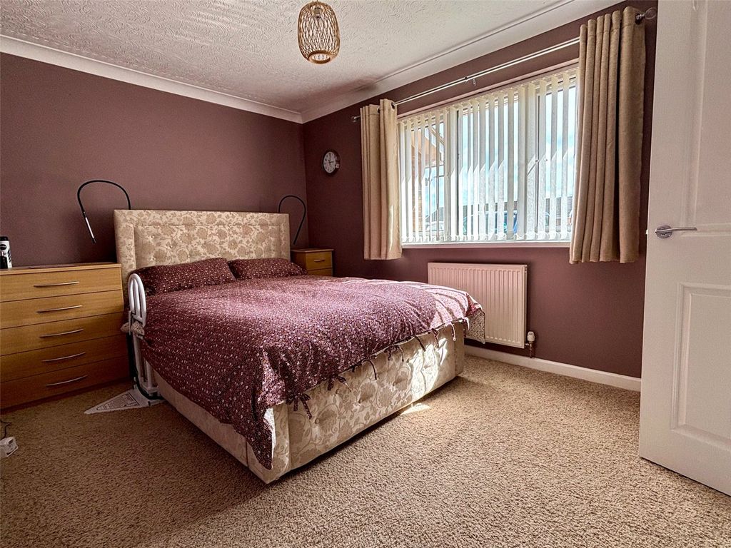 Additional image 7 of 3 bed bungalow for saleSkomer Drive, Milford Haven, Pembrokeshire SA73